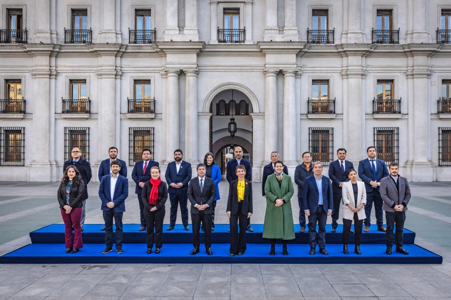 Extensa jornada de trabajo de delegados y delegadas del país en La Moneda