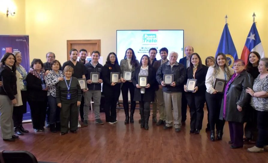 SENAMA entrega Sello de Buen Trato a 9 instituciones de Magallanes