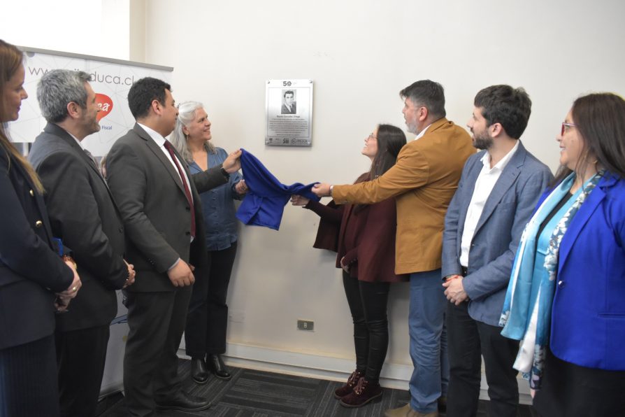 Homenaje a Ramón González Ortega Funcionario del Servicio de Impuestos Internos ejecutado en 1973