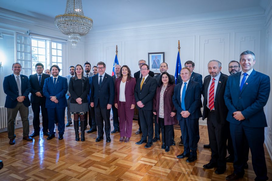 Gobierno refuerza en Magallanes despliegue del Plan de Reconstrucción con foco en empleo e inversión