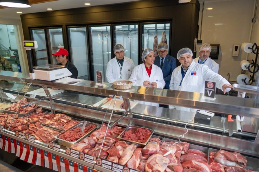 Autoridades refuerzan fiscalizaciones a carnicerías y llamado al autocuidado para unas Fiestas Patrias seguras