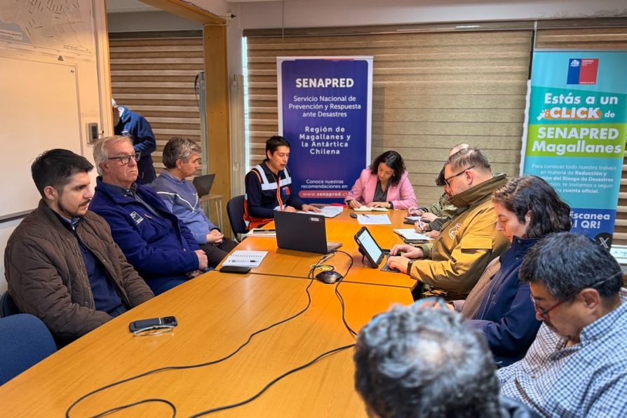 Autoridades regionales encabezan COGRID y declaran alerta roja por crecidas de cauce del Río Las Minas